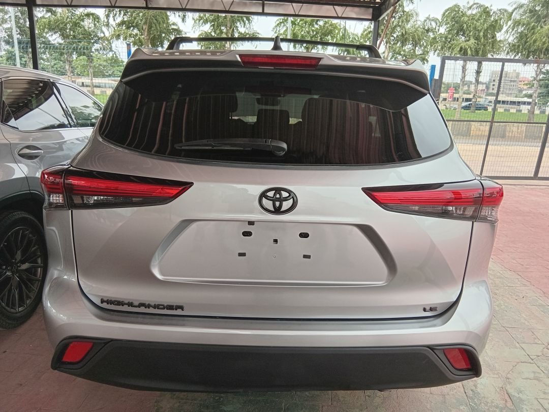 2023 TOYOTA Highlander