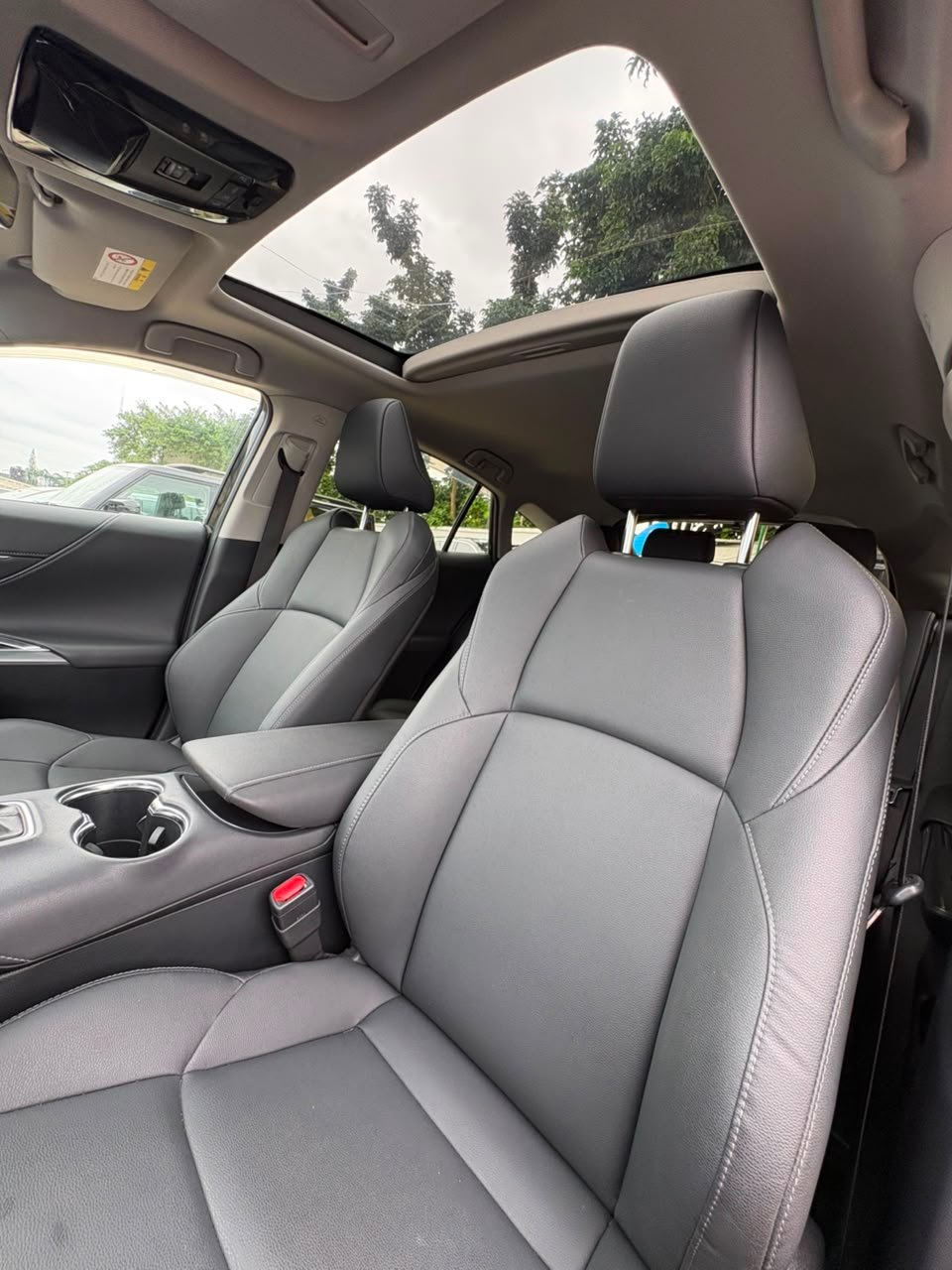 2022 Toyota Venza Black